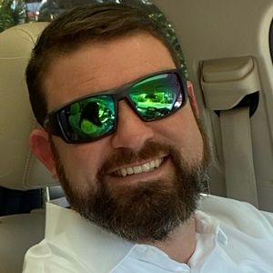 Meet your Posher, Austin